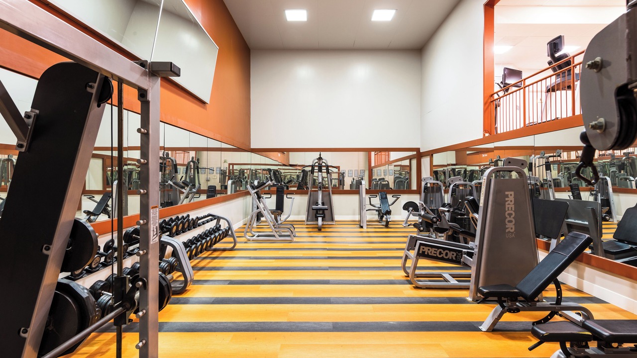 Photo of Others in Iselin