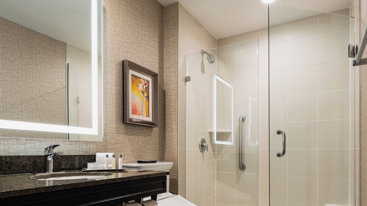 Photo of Others in Iselin