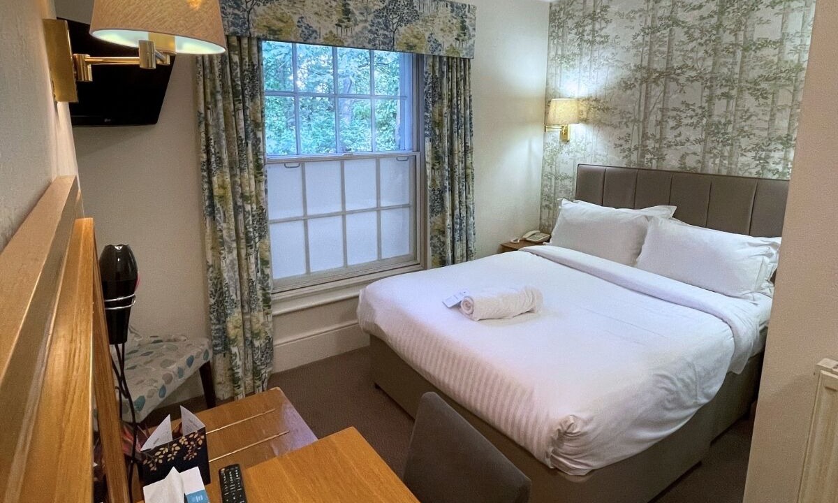Photo of Bedroom in Reigate