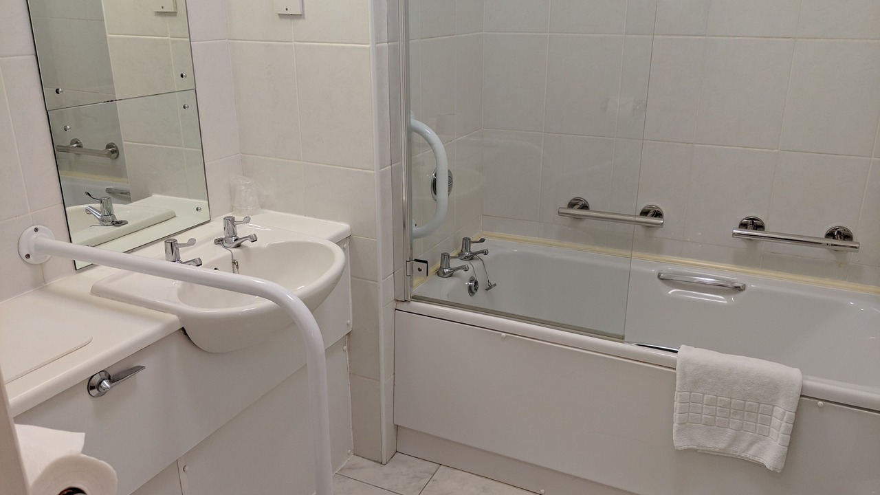 Photo of Bedroom in Reigate