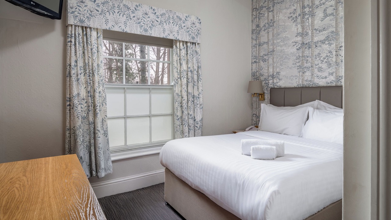 Photo of Bedroom in Reigate