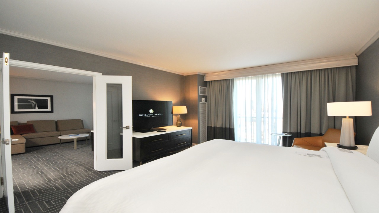 Photo of Bedroom in Country Club Plaza Area