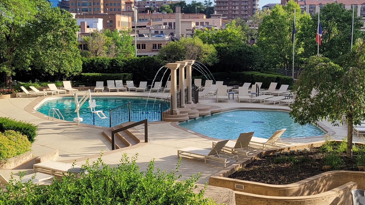 Photo of Patio Balcony in Country Club Plaza Area