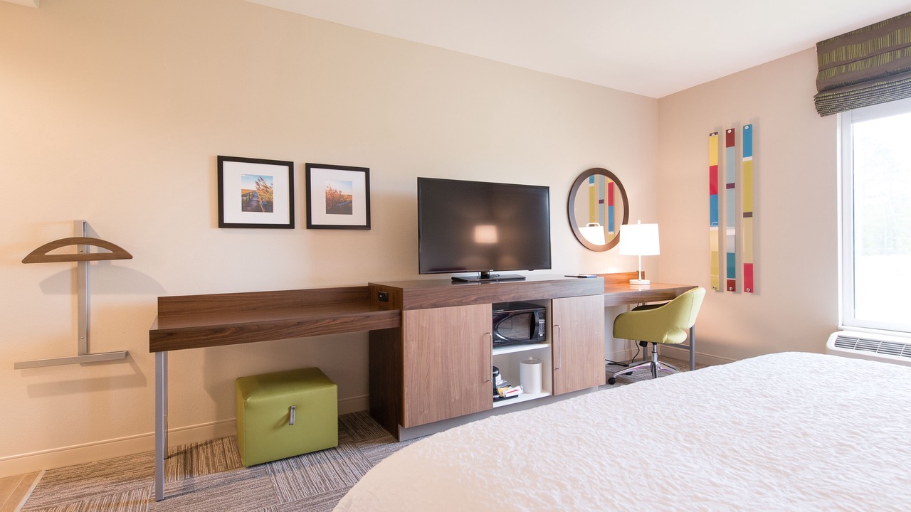 Photo of Bedroom in Cape Fear