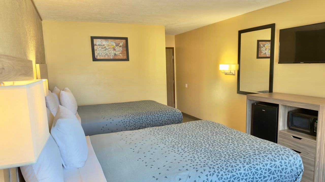 Photo of Bedroom in Lansing