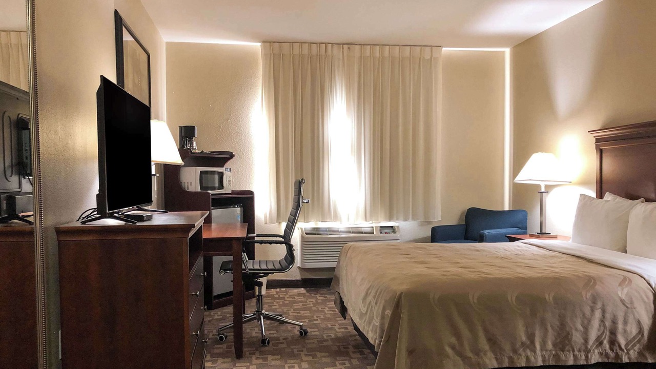 Photo of Bedroom in Topeka