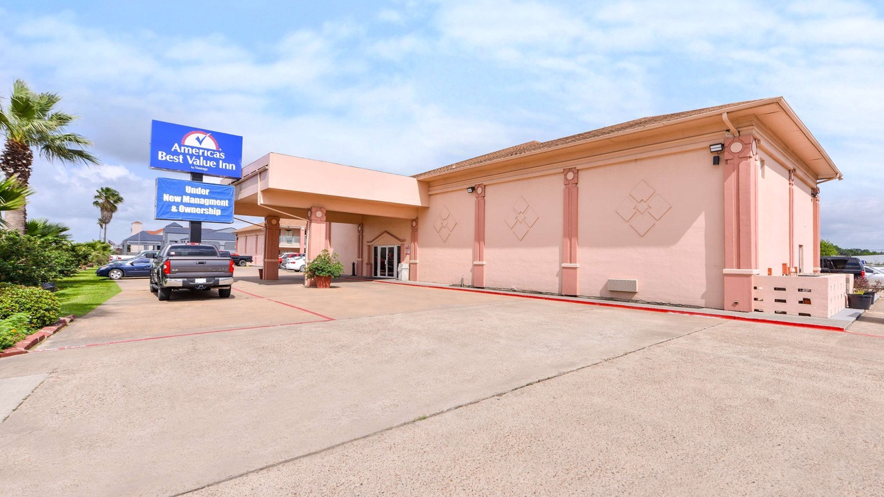 Photo of Outdoor in Clute