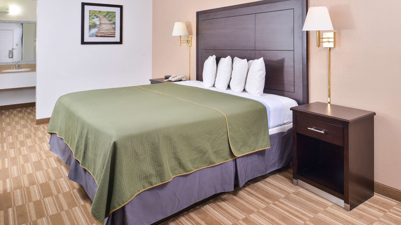 Photo of Bedroom in Clute