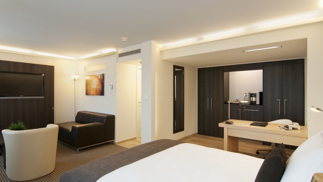 Photo of Bedroom in Hard