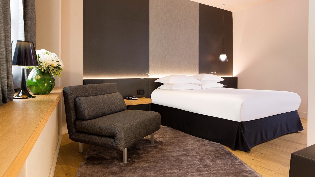Photo of Bedroom in 5th Arrondissement