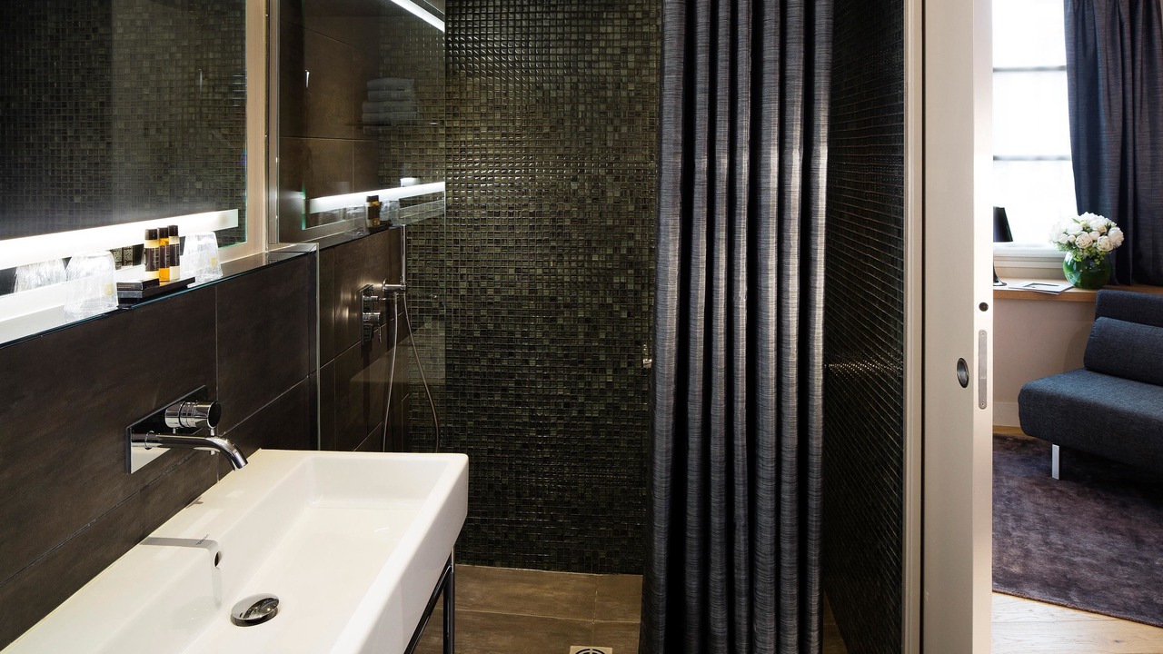 Photo of Bathroom in 5th Arrondissement