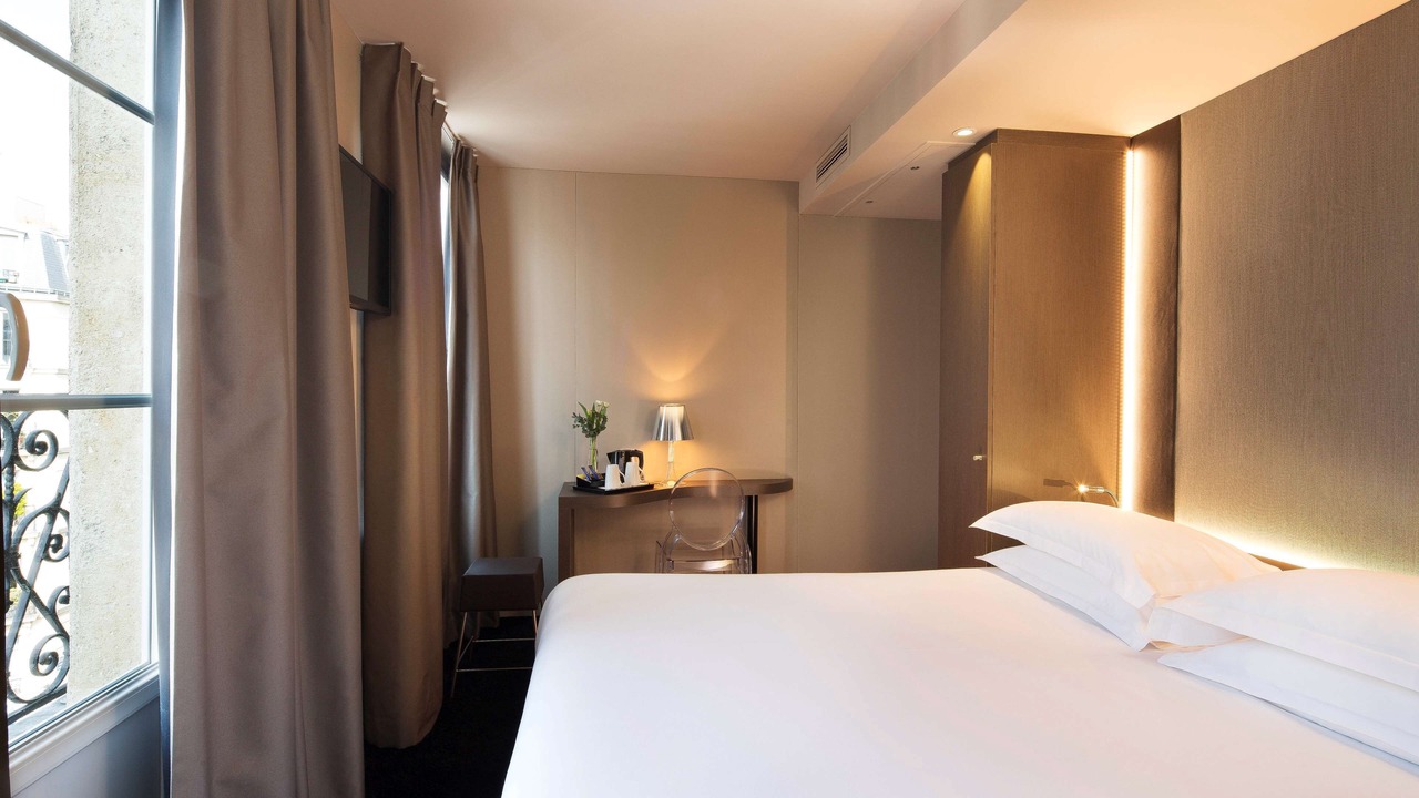 Photo of Bedroom in 5th Arrondissement