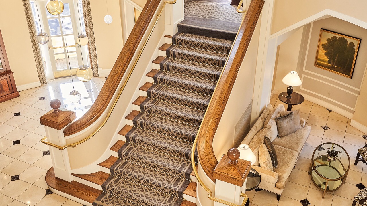 Photo of Others in Moraga Blvd