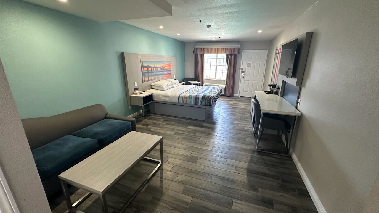 Photo of Livingroom in Manhattan Beach