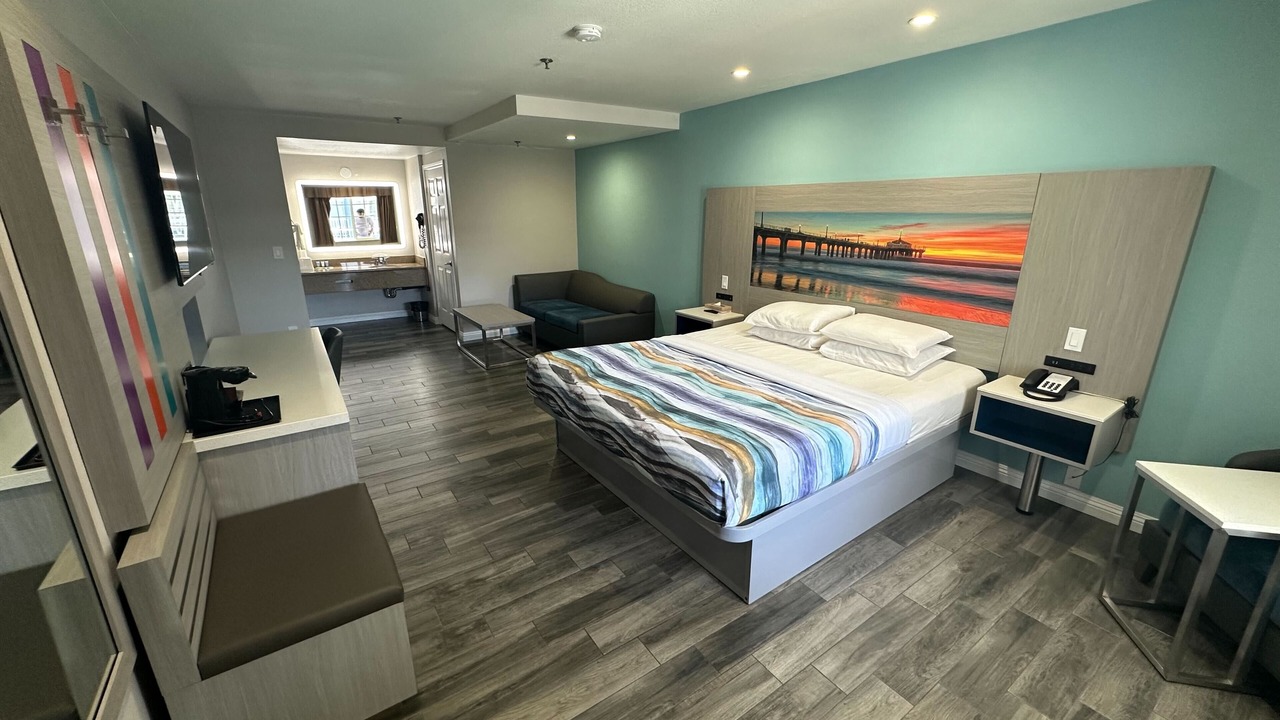Photo of Bedroom in Manhattan Beach