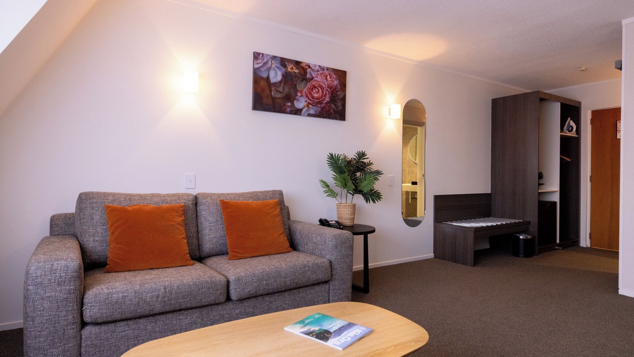 Photo of Others in Parnell