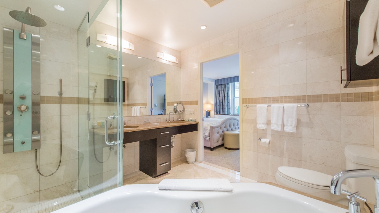 Photo of Bathroom in Central Park South