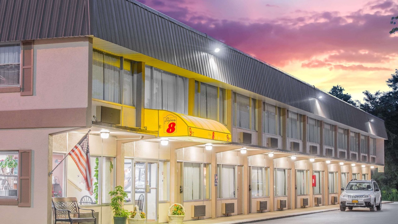 Photo of Buildings in Ashland