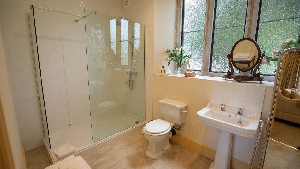 Photo of Bathroom in Whitney-on-Wye