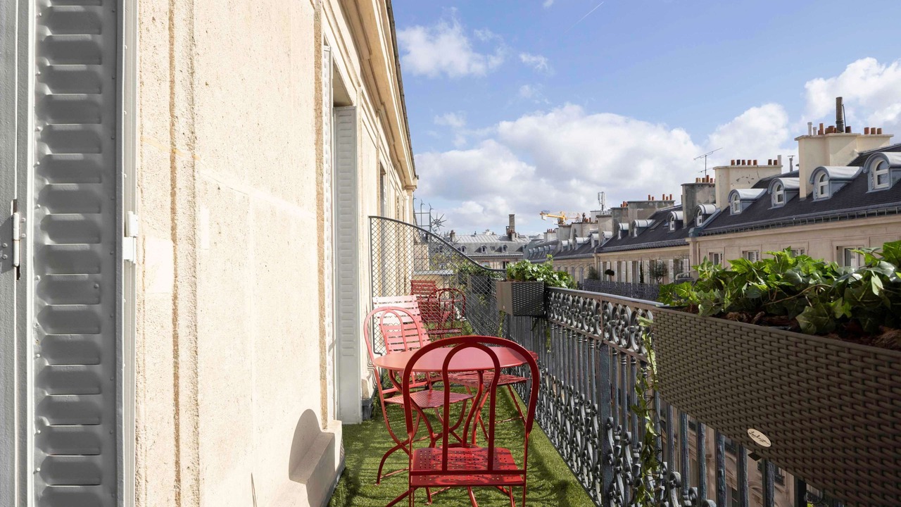Photo of Patio Balcony in 8th Arrondissement