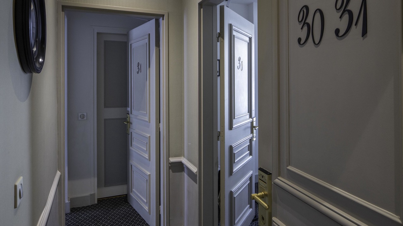 Photo of Bedroom in 8th Arrondissement
