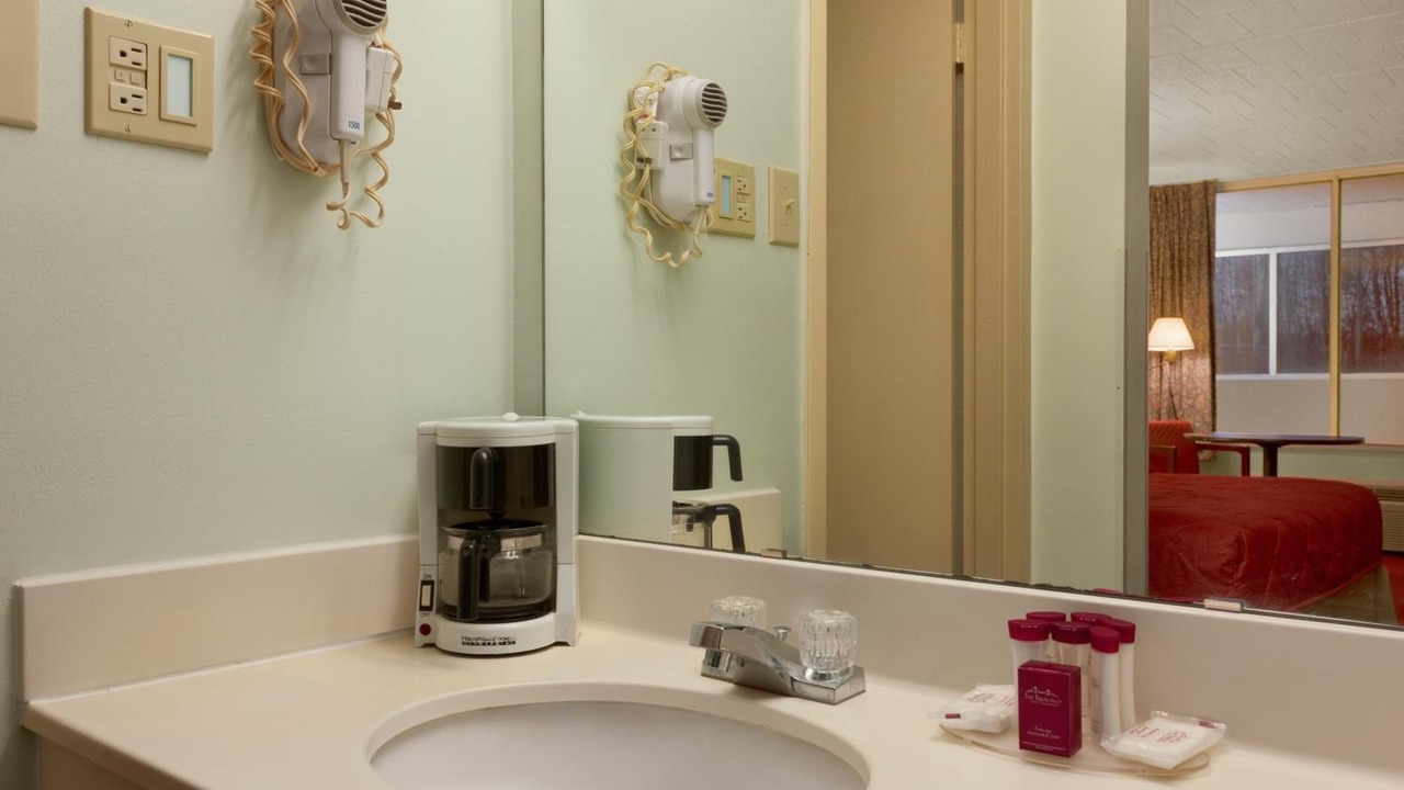 Photo of Others in Harleigh