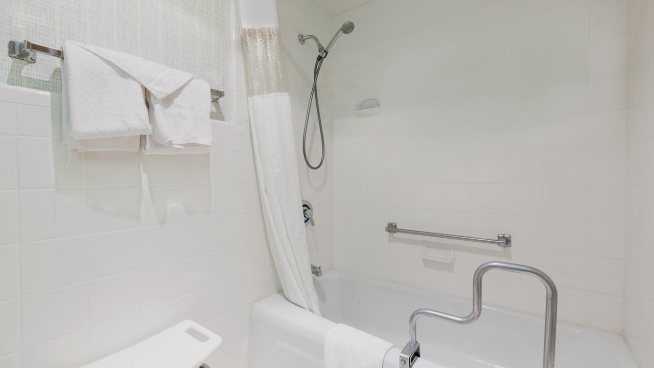 Photo of Others in Harleigh