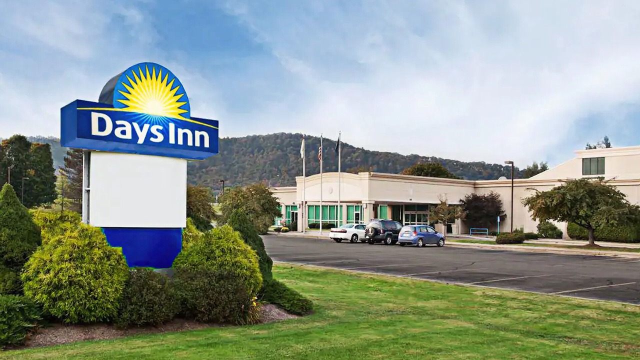 Photo of Outdoor in Warren