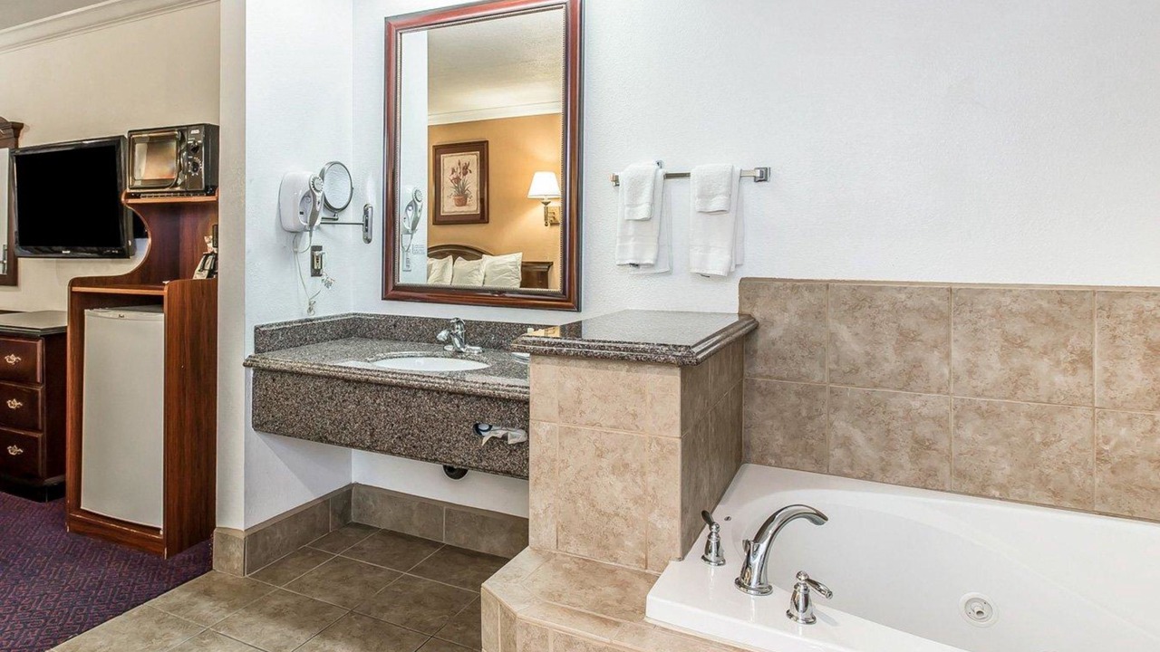 Photo of Bathroom in Hemet