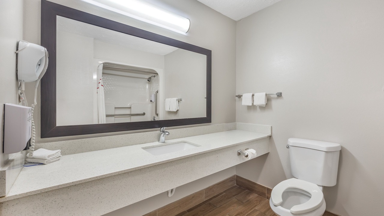 Photo of Bathroom in Paducah