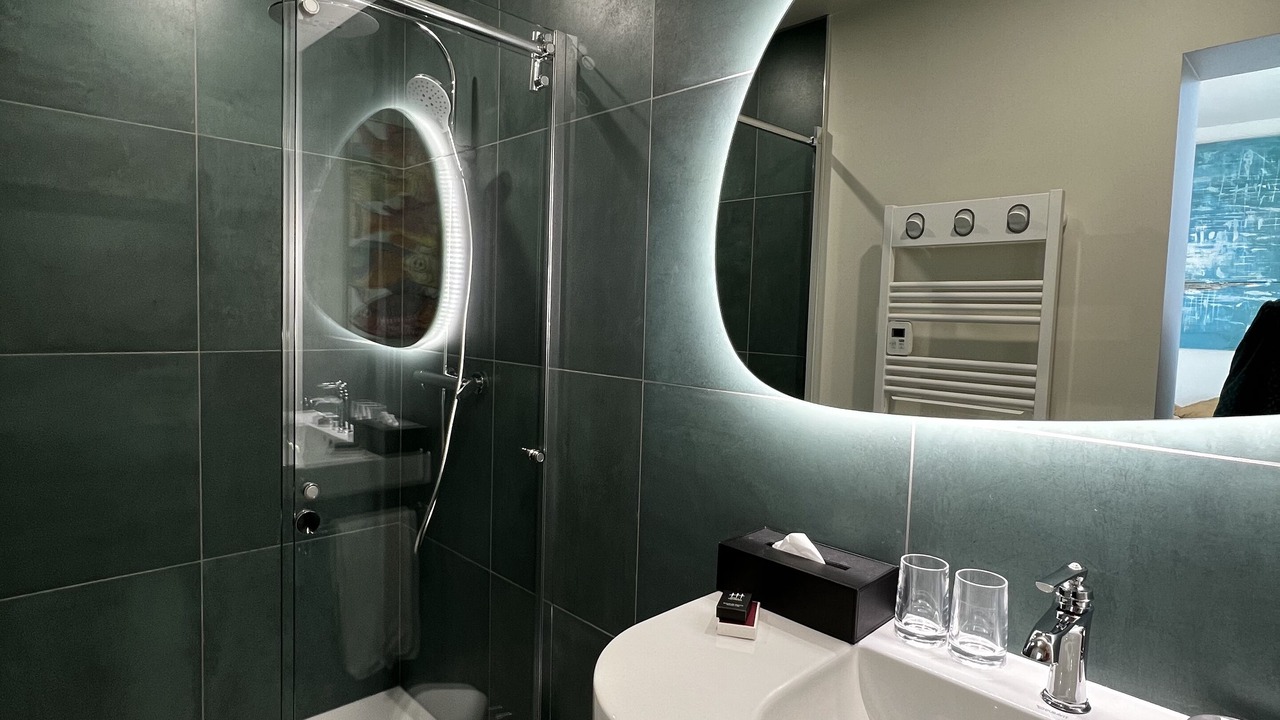 Photo of Bathroom in Rolleboise