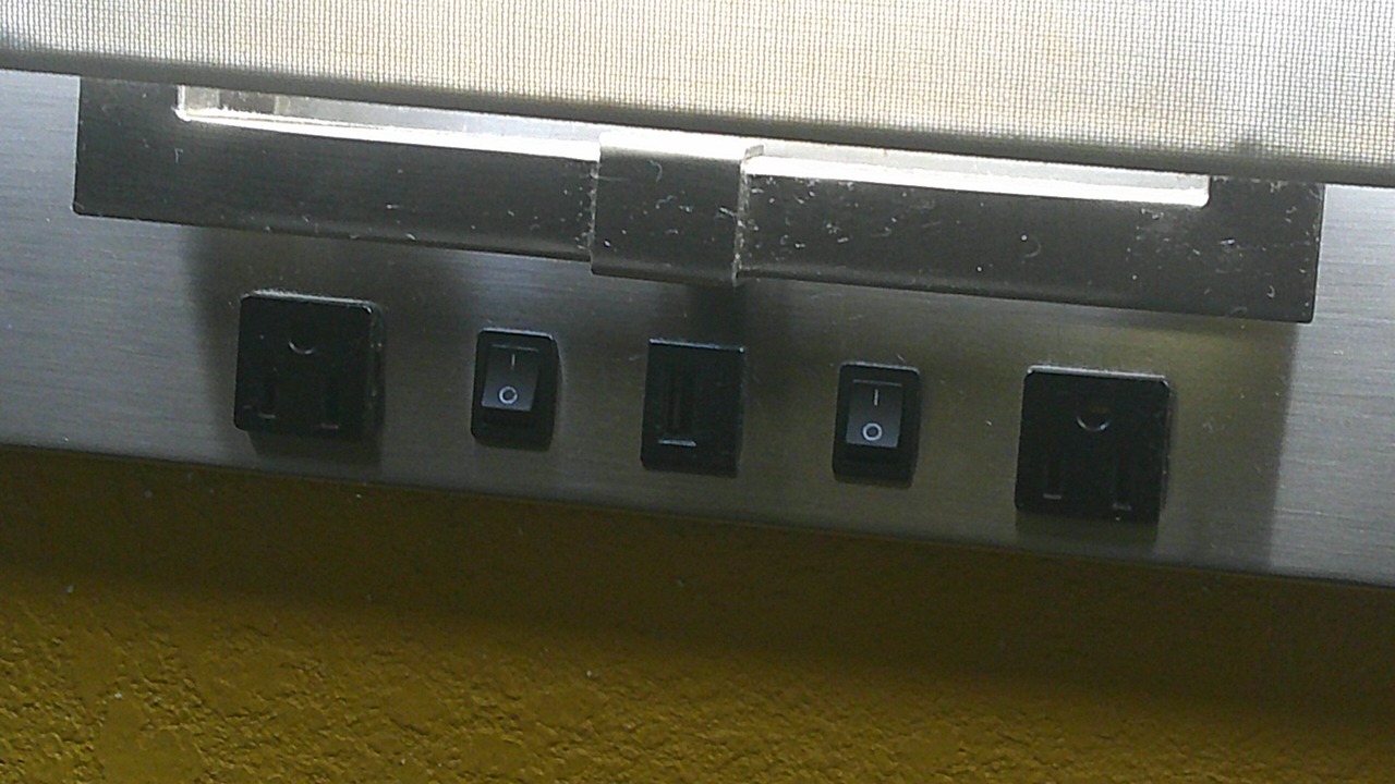Photo of Bedroom in Coliseum Central