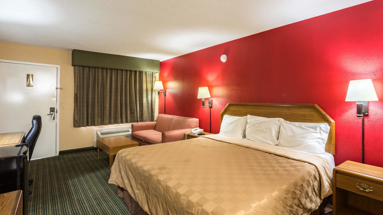 Photo of Bedroom in Hazlehurst