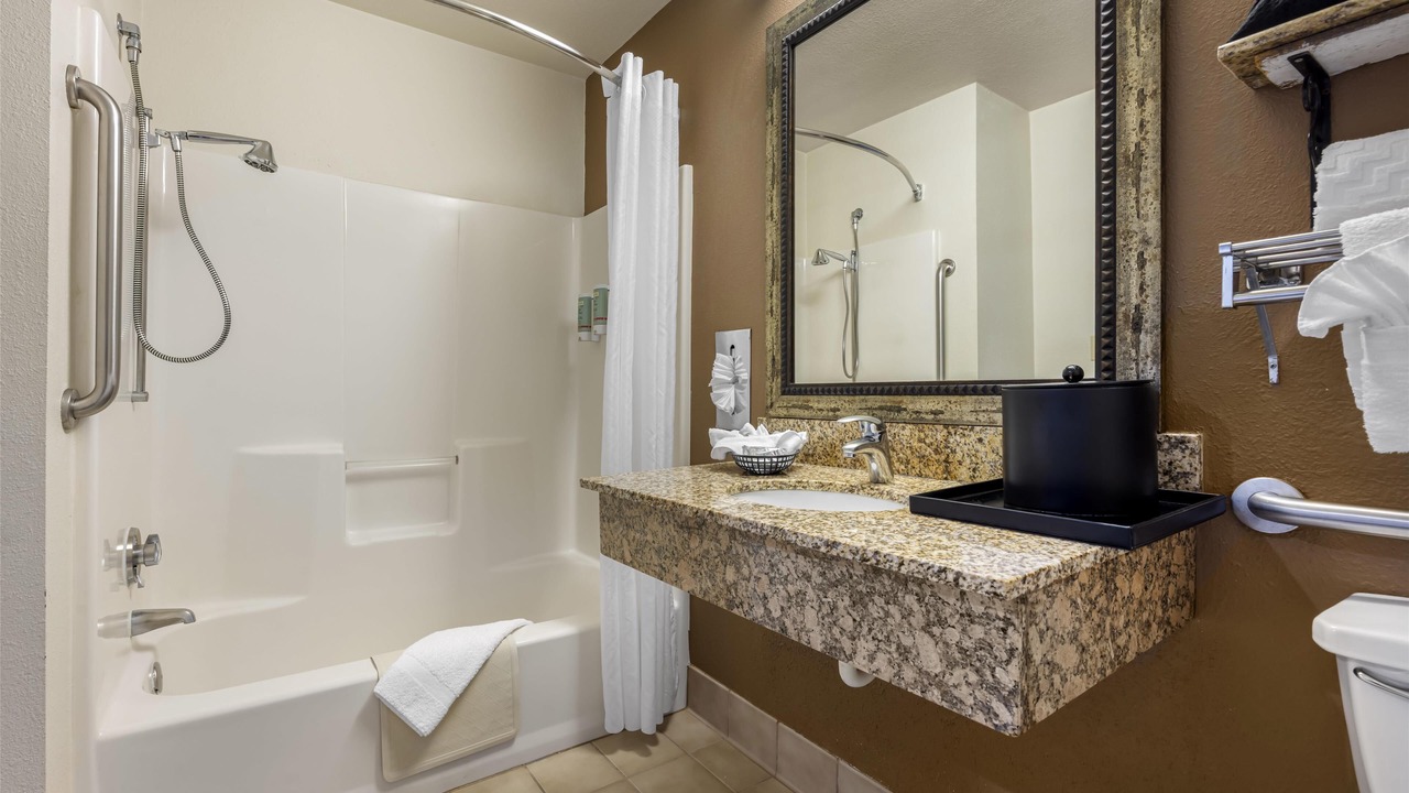 Photo of Others in Woodburn