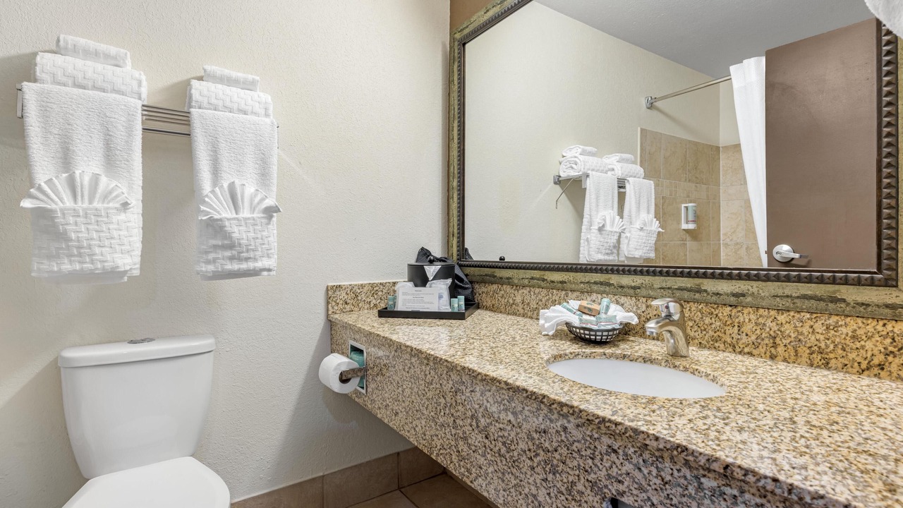 Photo of Bathroom in Woodburn