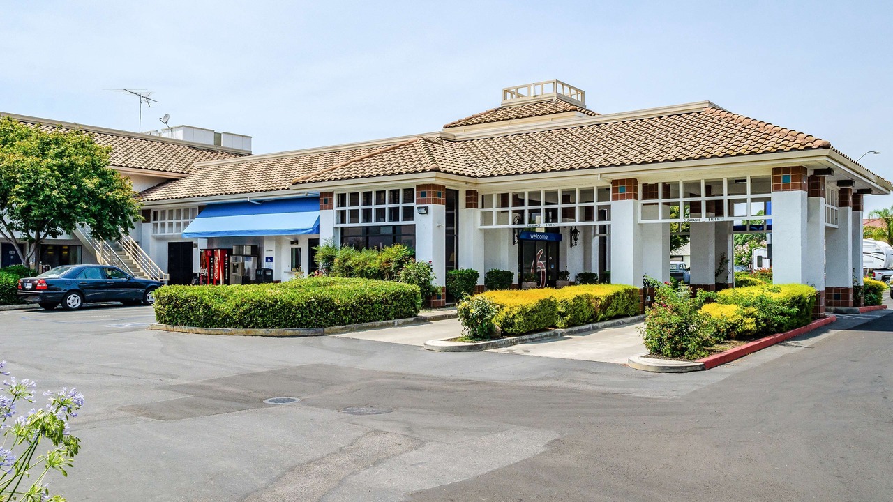 Photo of Outdoor in Oakdale