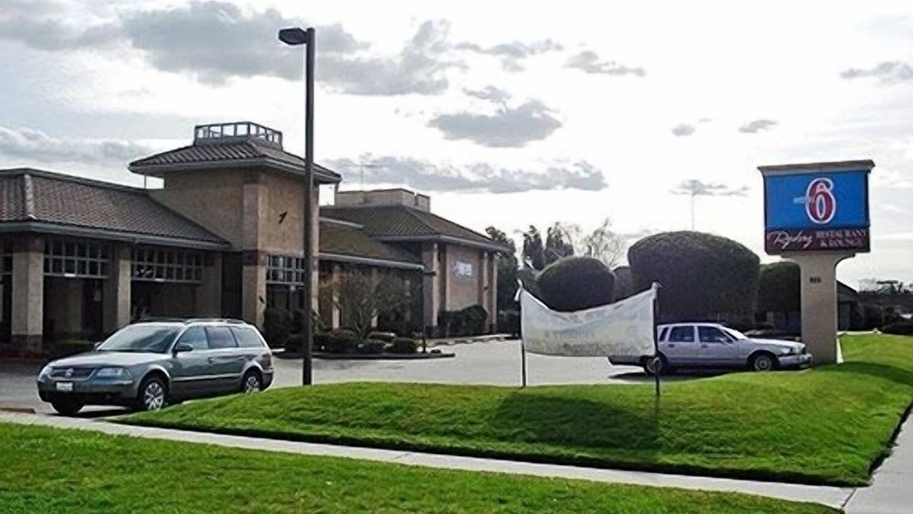 Photo of Outdoor in Oakdale