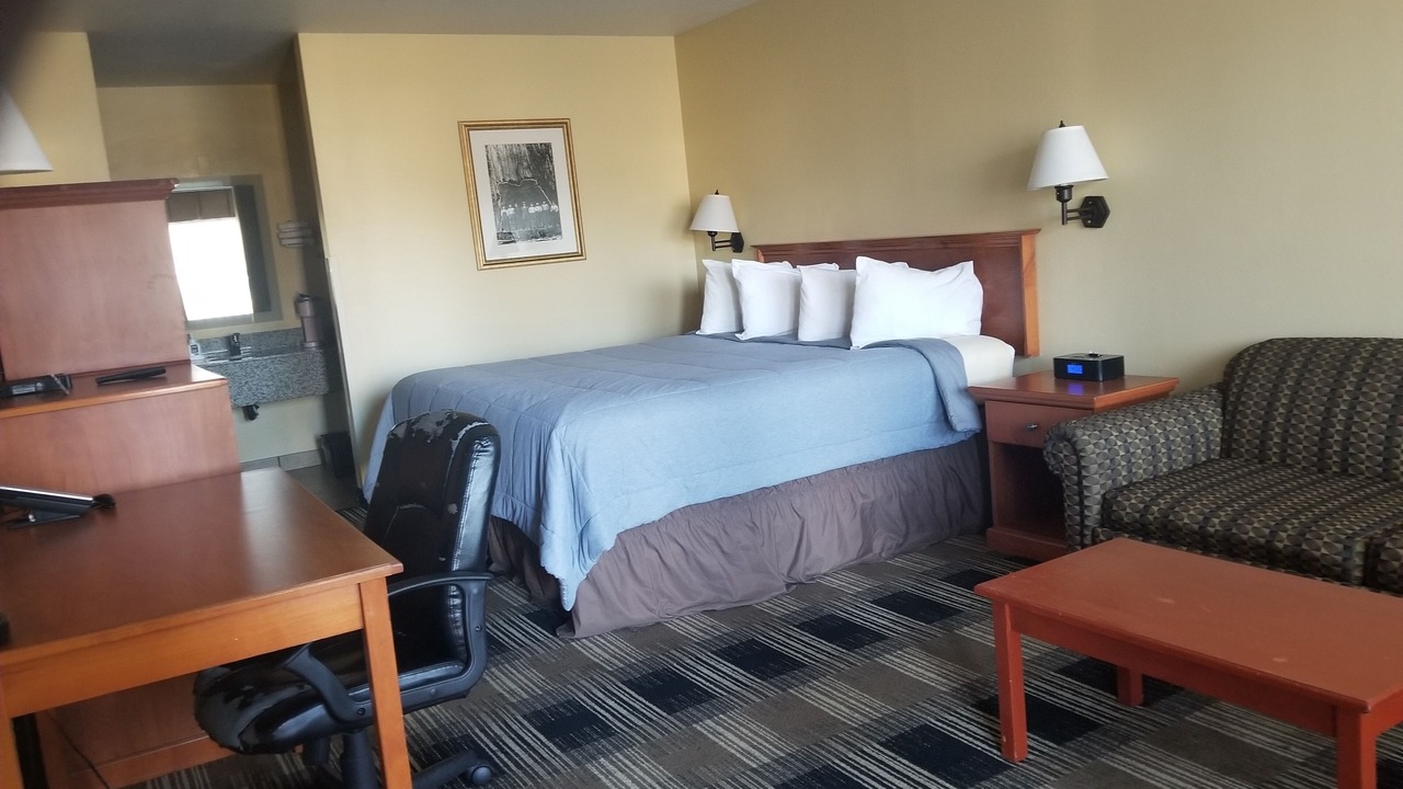 Photo of Bedroom in Oakridge