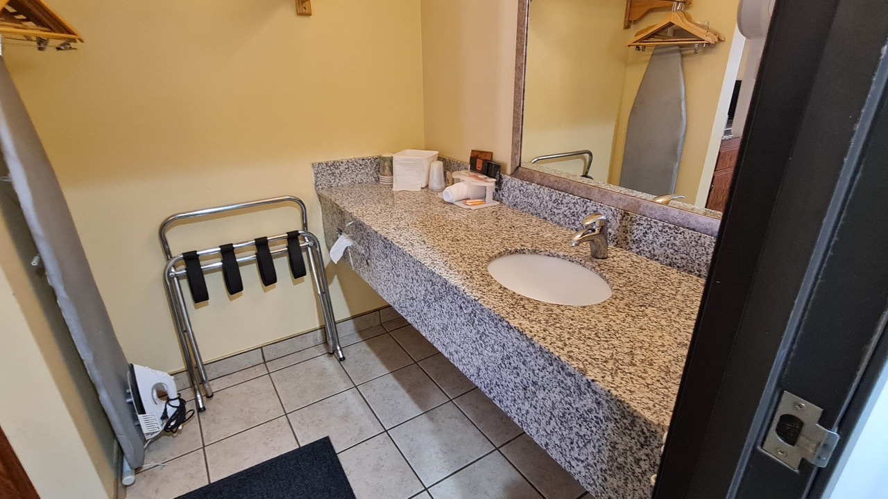 Photo of Bedroom in Oakridge