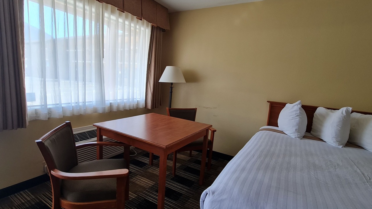 Photo of Bedroom in Oakridge