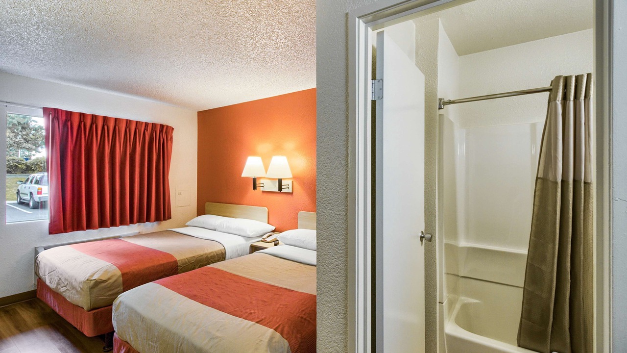Photo of Bedroom in Paine Field-Lake Stickney