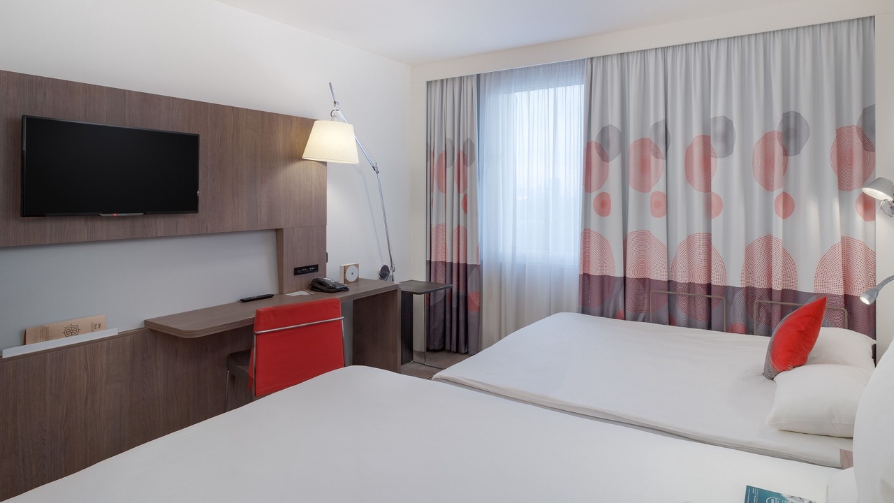 Photo of Bedroom in Docklands