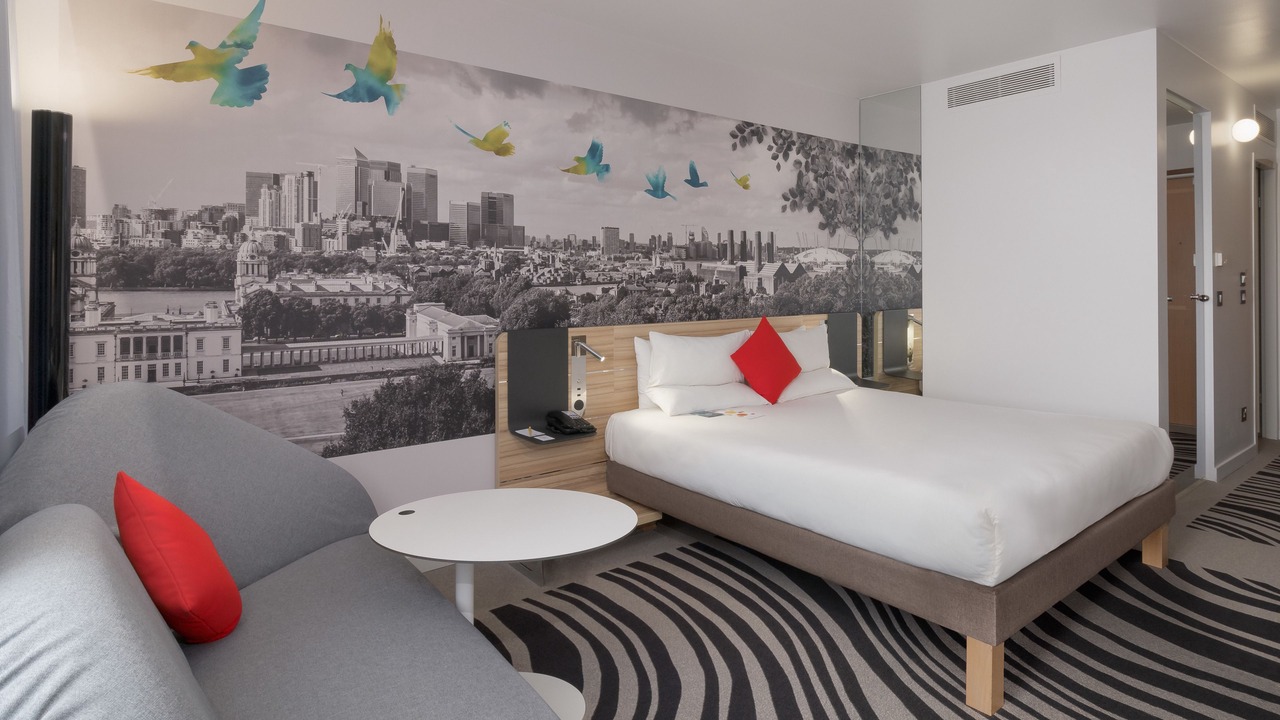 Photo of Bedroom in Docklands