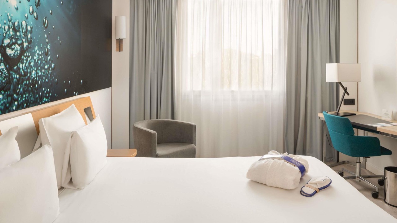 Photo of Bedroom in Almeda