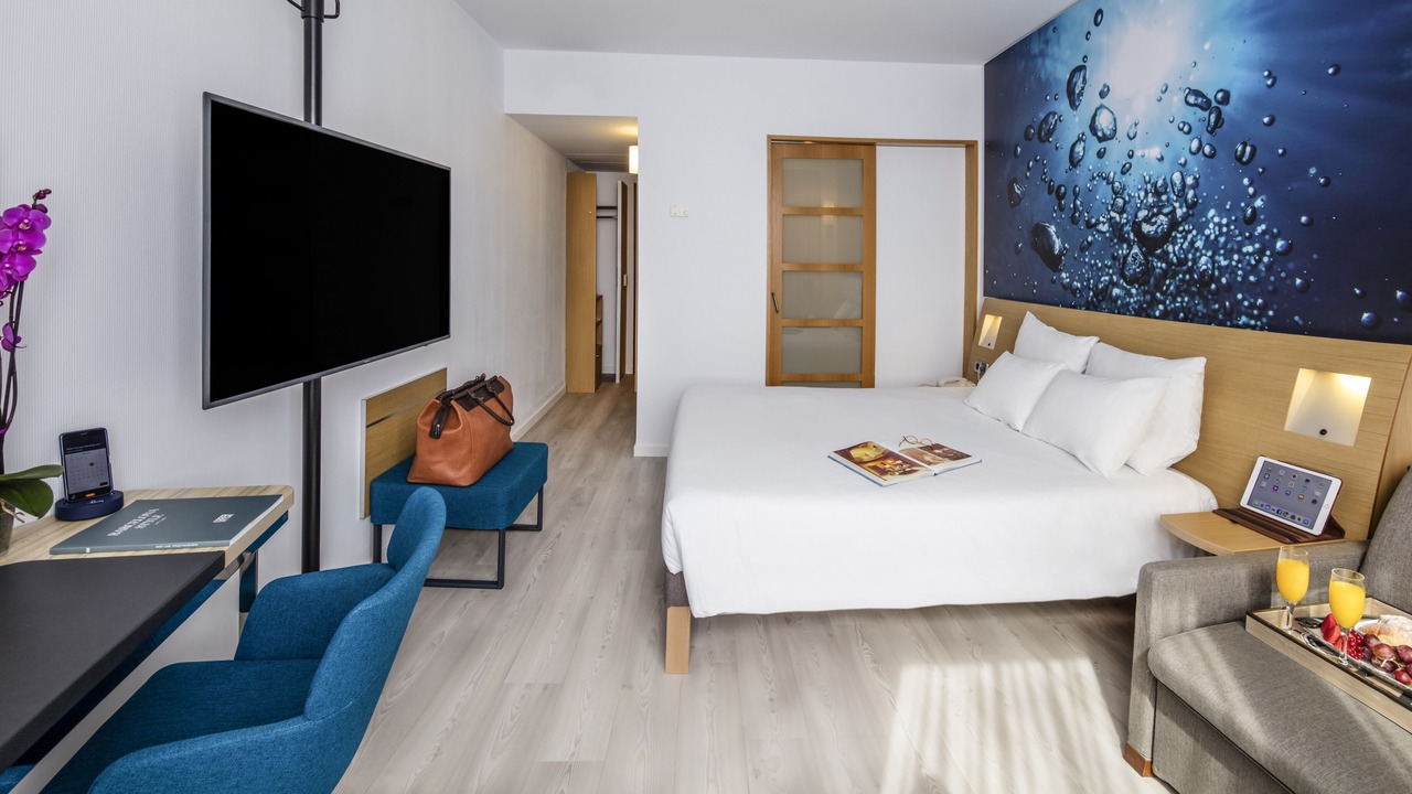 Photo of Bedroom in Almeda