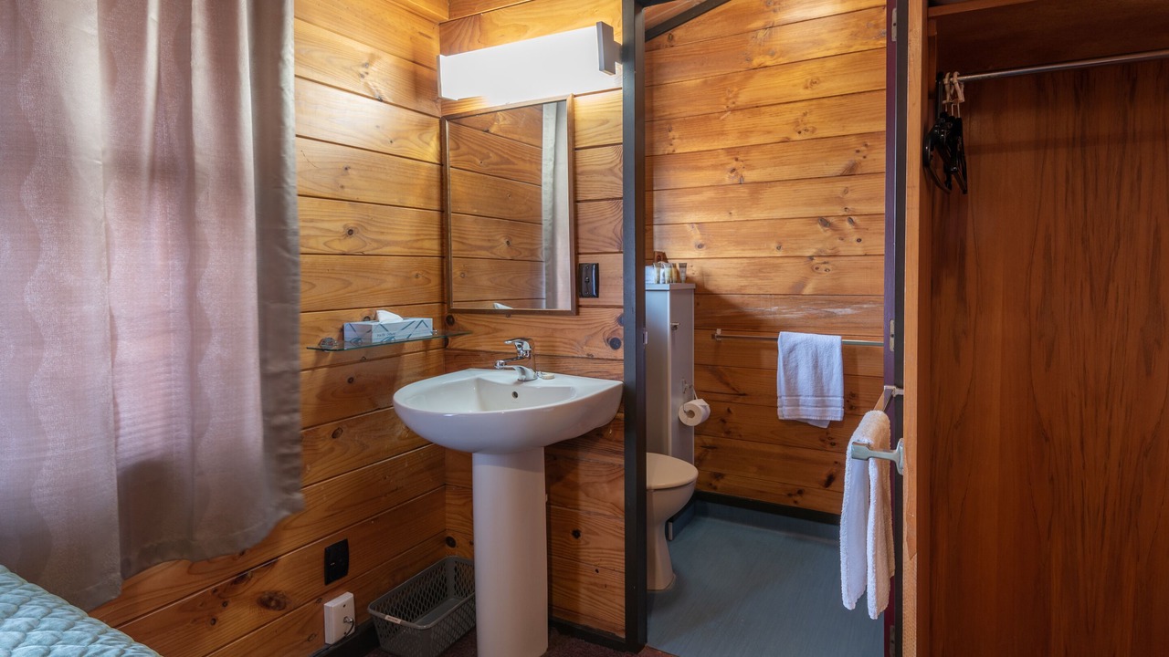 Photo of Bathroom in Whakapapa