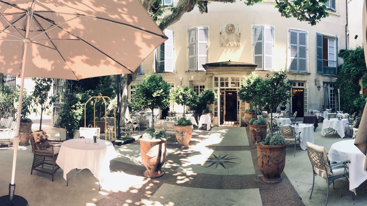 Photo of Outdoor in Avignon City Centre