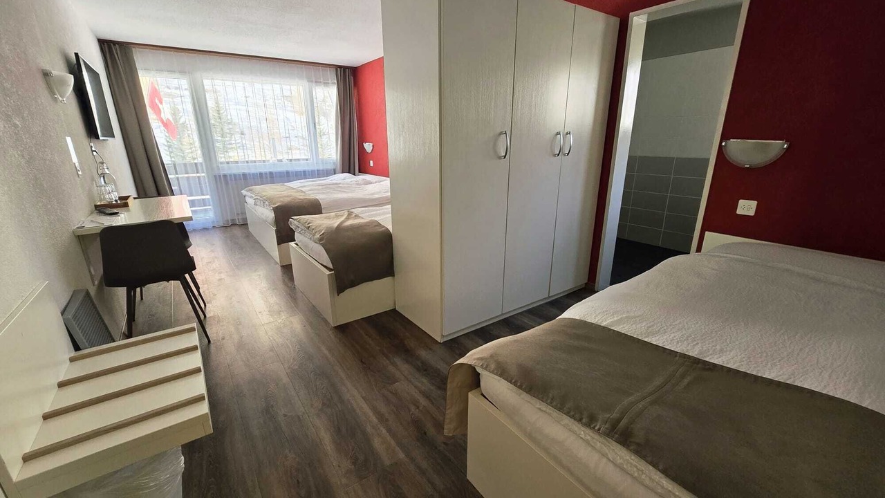 Photo of Bedroom in Taesch