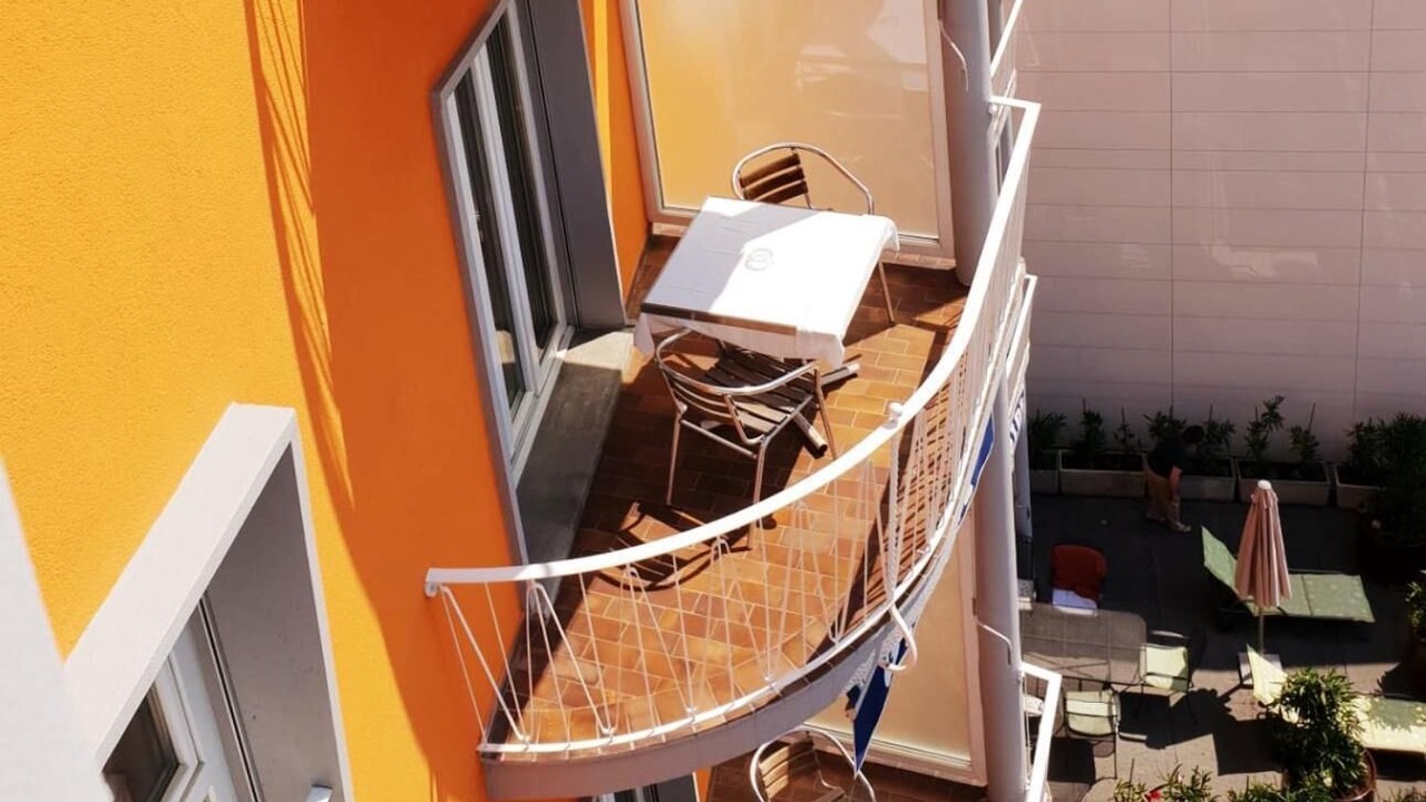 Photo of Patio Balcony in Muralto