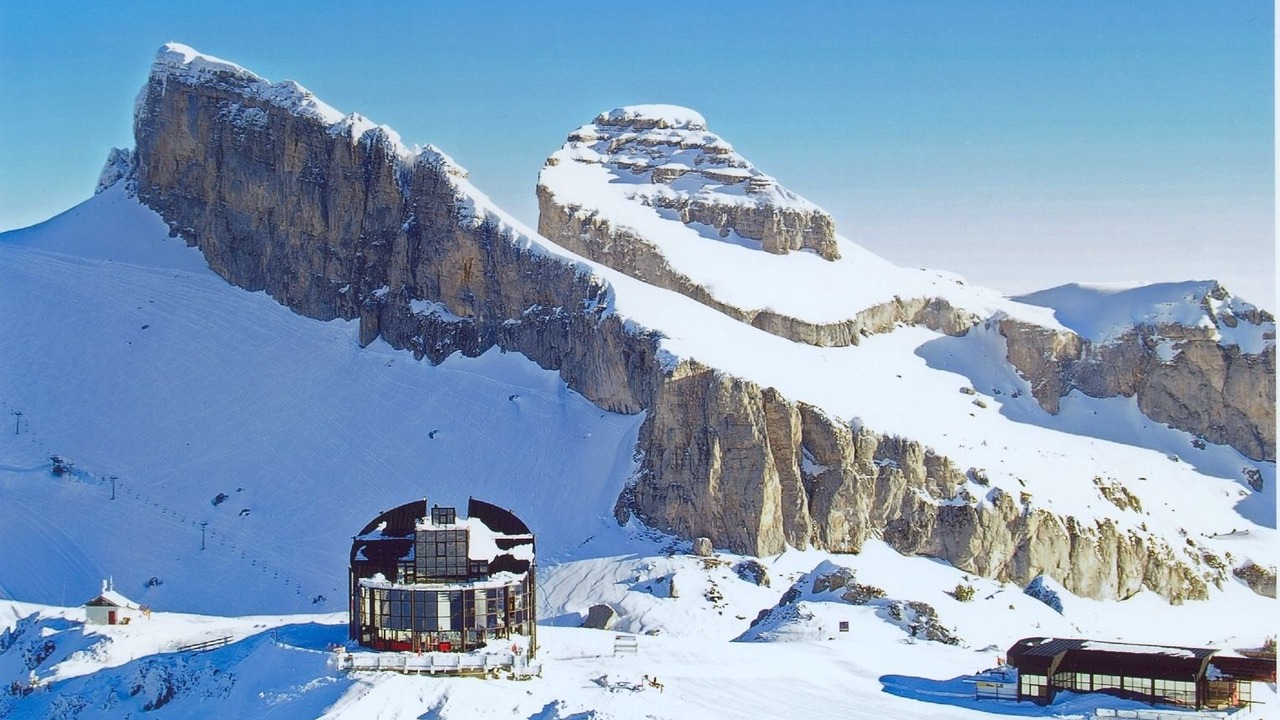 Photo of Others in Leysin